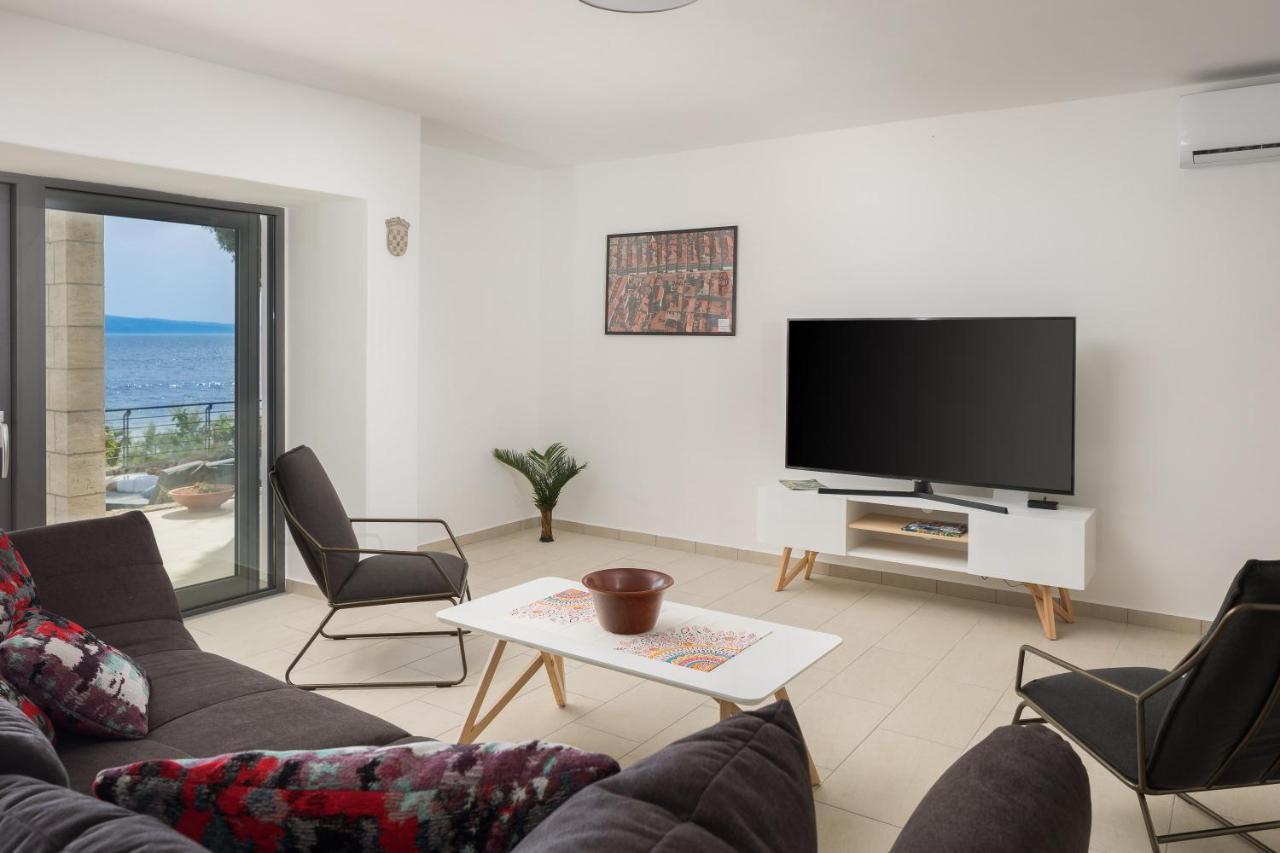 Absolute Beach Villa Омиш Экстерьер фото
