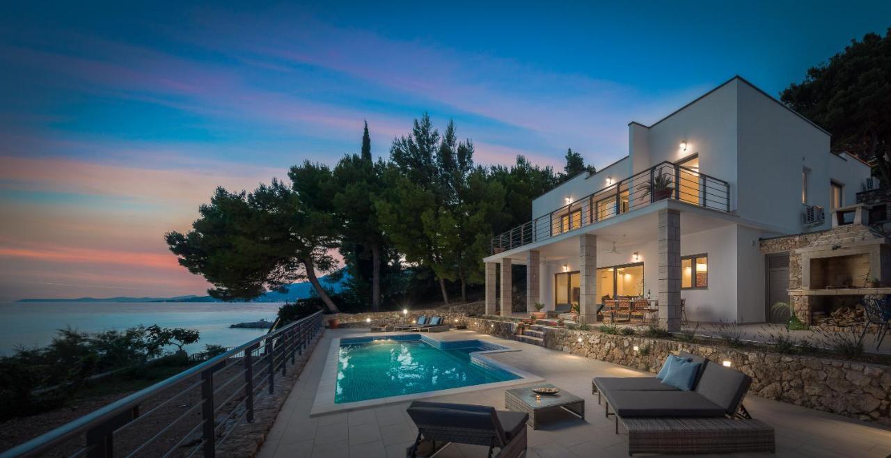 Absolute Beach Villa Омиш Экстерьер фото